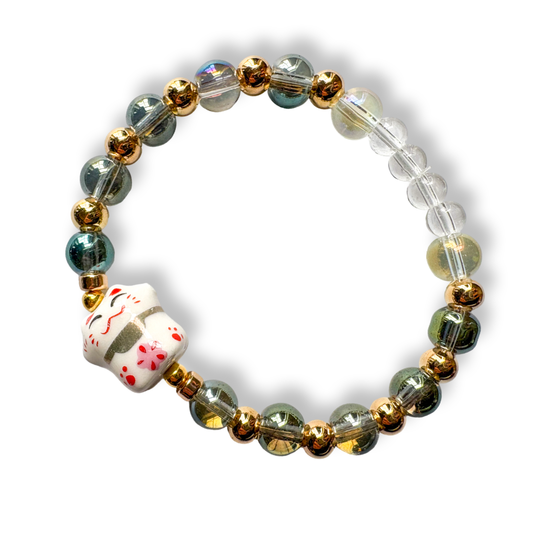 Lucky Cat Glass Bead Bracelet